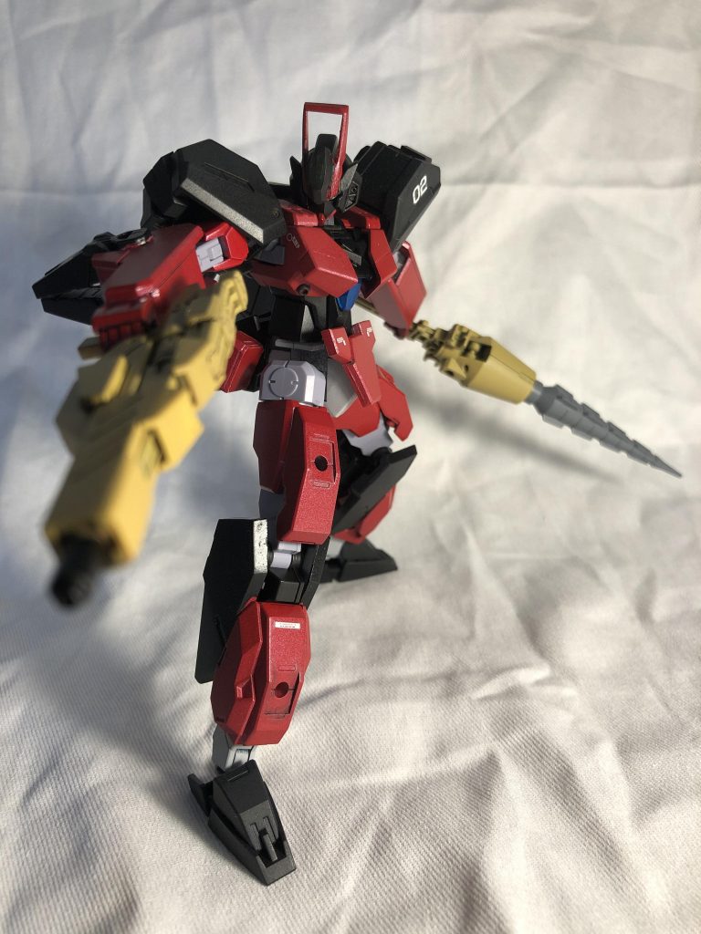 エフリート状態では足裏にダッシュローラーが付いており、地上では滑るように高速で移動できる。 以下制作工程