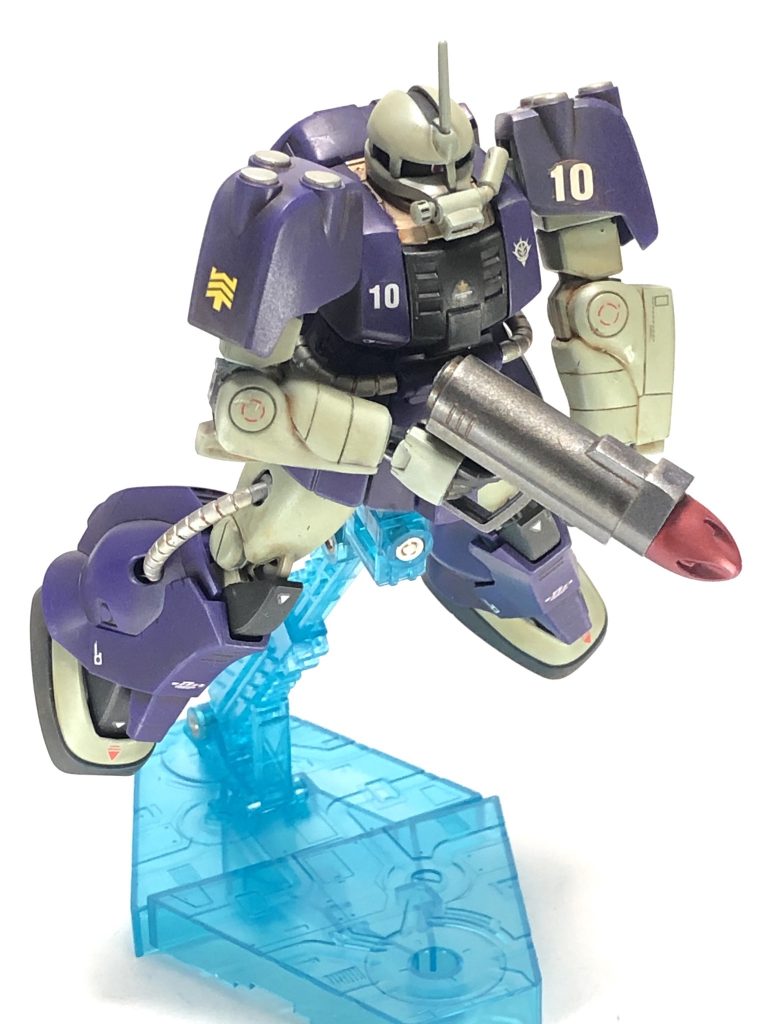 いつもとカラーが違うウェザリングなのでリアルタッチマーカー以外にタミヤのウェザリングマスターも使用。