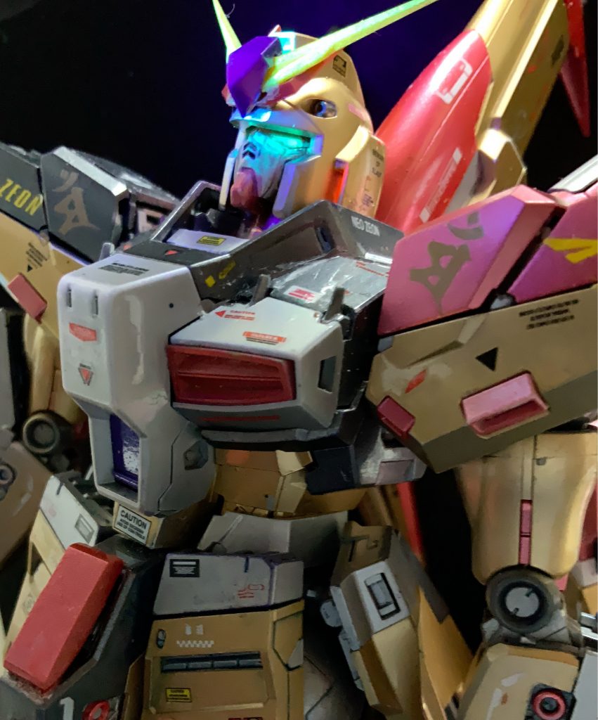 頭は実はガンダム試作5号機なんです 私的にはHi-νの頭好きじゃないんです…