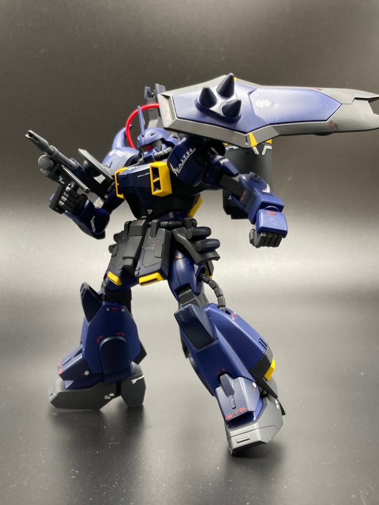 デカールはRGデステニーのものを使用しています!貼れそうなものを貼りまくりました笑