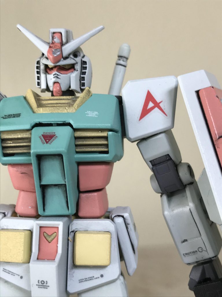 EG RX-78-2 ガンダム塗装を セイラマスオ専用カラーで 塗装しました。