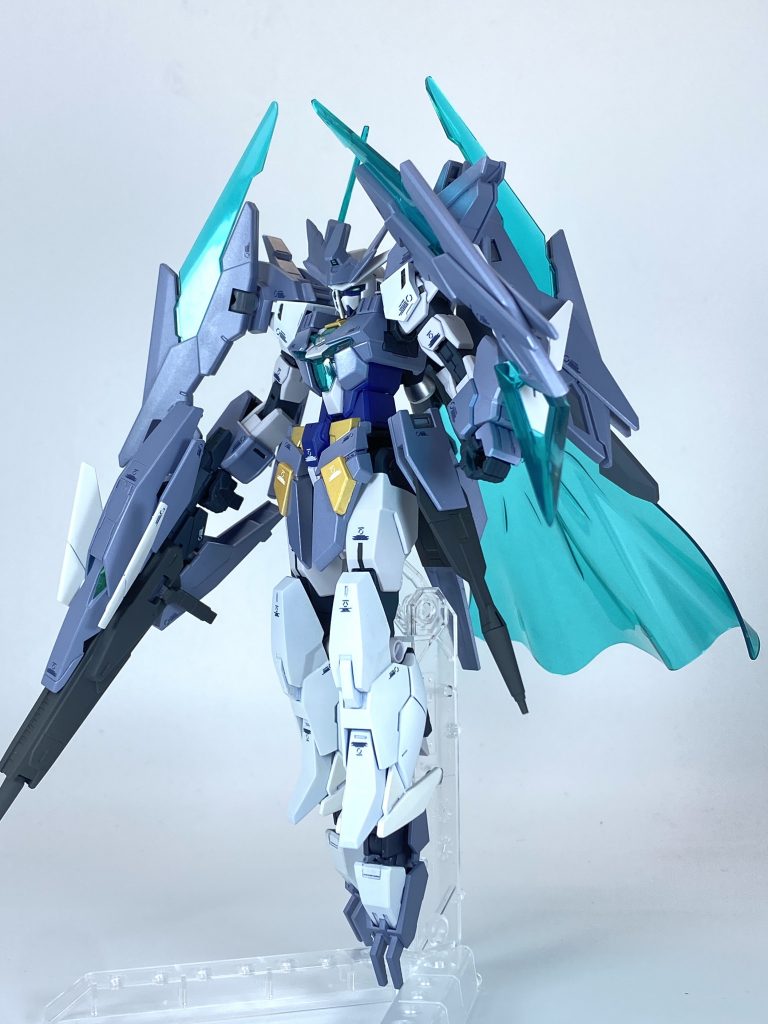 ガンダムAGE-COREマグナムガンダムAGE-COREとマグナムアーマーがドッキングした姿。