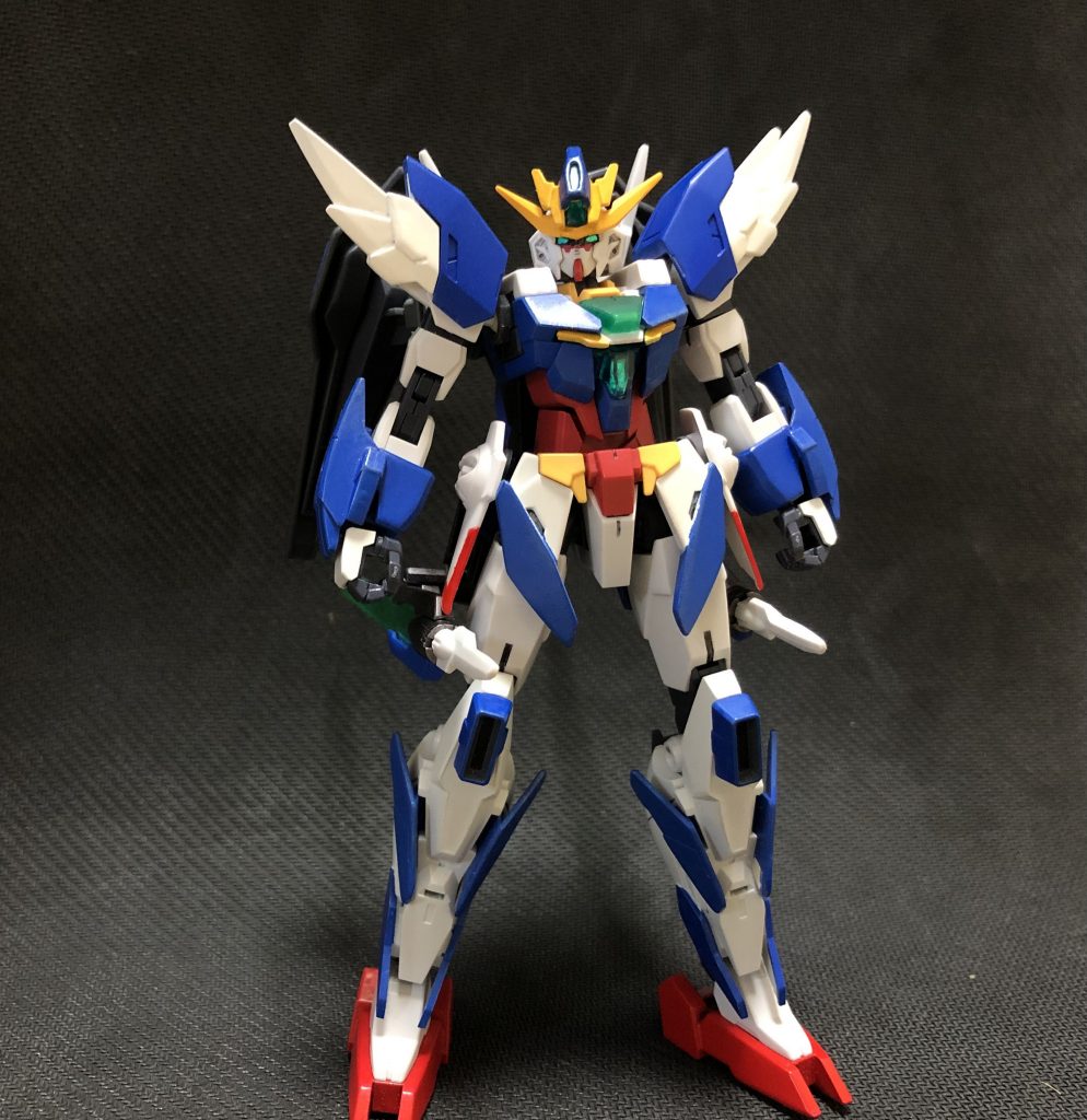 ツインドライブスラスター兼バインダーを装備し推進力特化ソードホルダーも抜刀後はサブスラスターに