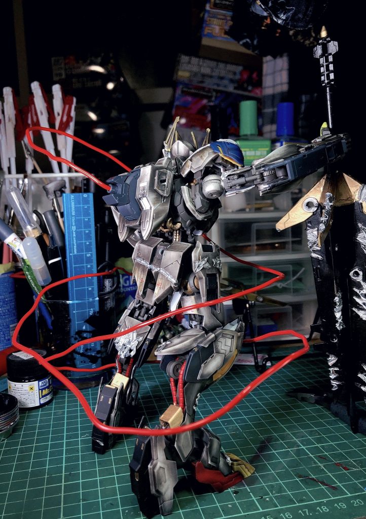 右斜め後ろから