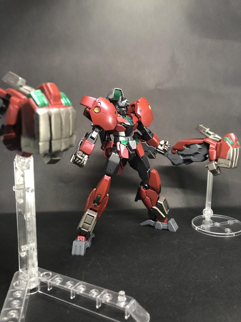 ゴリラ腕は先述の通り、ナックルビットとして制御する事でちょっとだけオラオラッシュができたりしますw