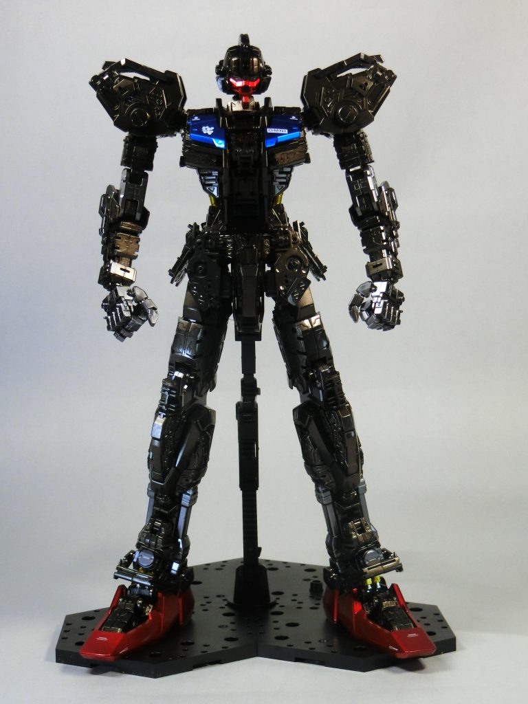 フレームもガンメタ、フレームメタリック2でわけていて、シリンダーはスターブライトブラスで塗装してます。