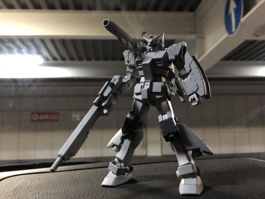 1ヶ月ぐらいサフの状態だった（塗装めんどくさがってただけ）