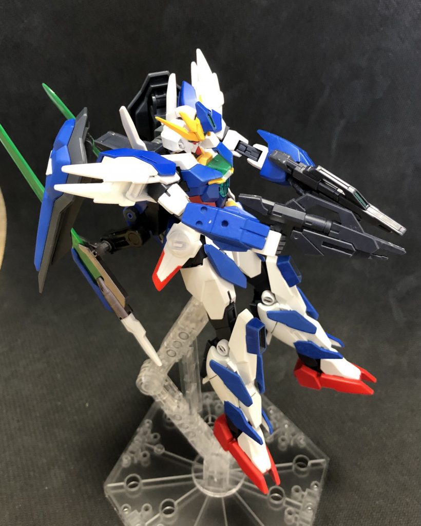 コアスプレーガンは引き続きの使用帯刀時のGNソードはアームで割と自由に逃がせます