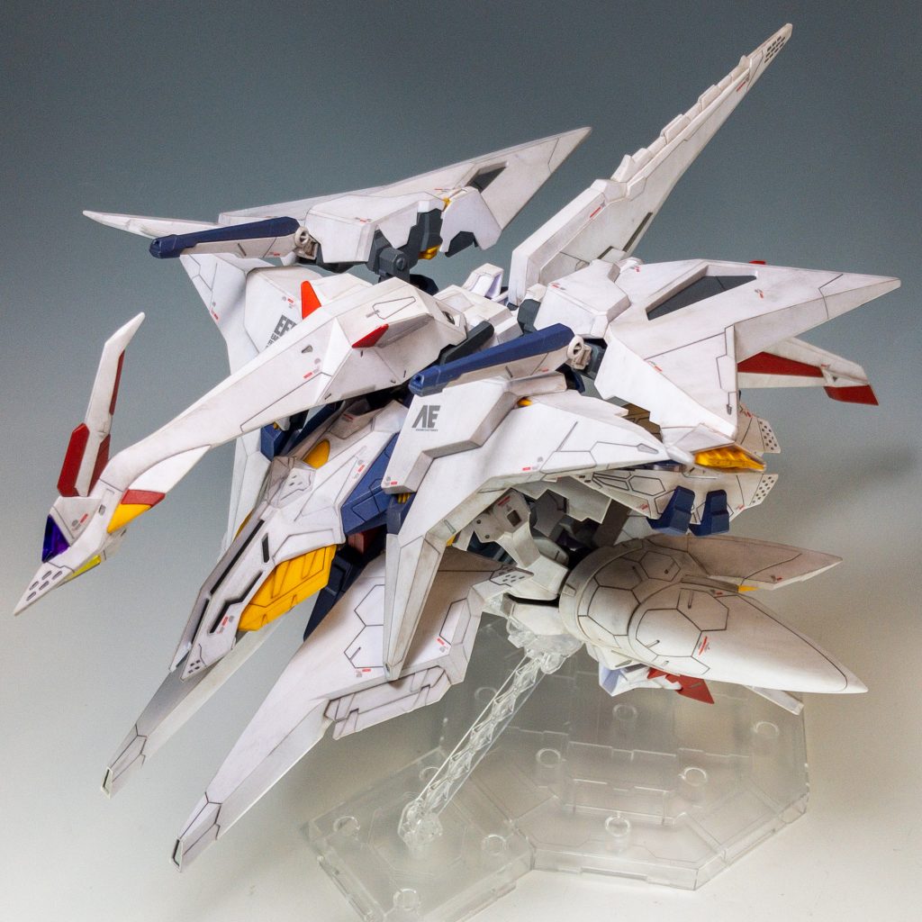 フライト・フォームに変形。もはやモビルアーマーですね!