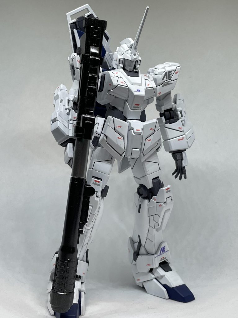 ユニコーンガンダム  hguc  全塗装–2枚目/制作者：M