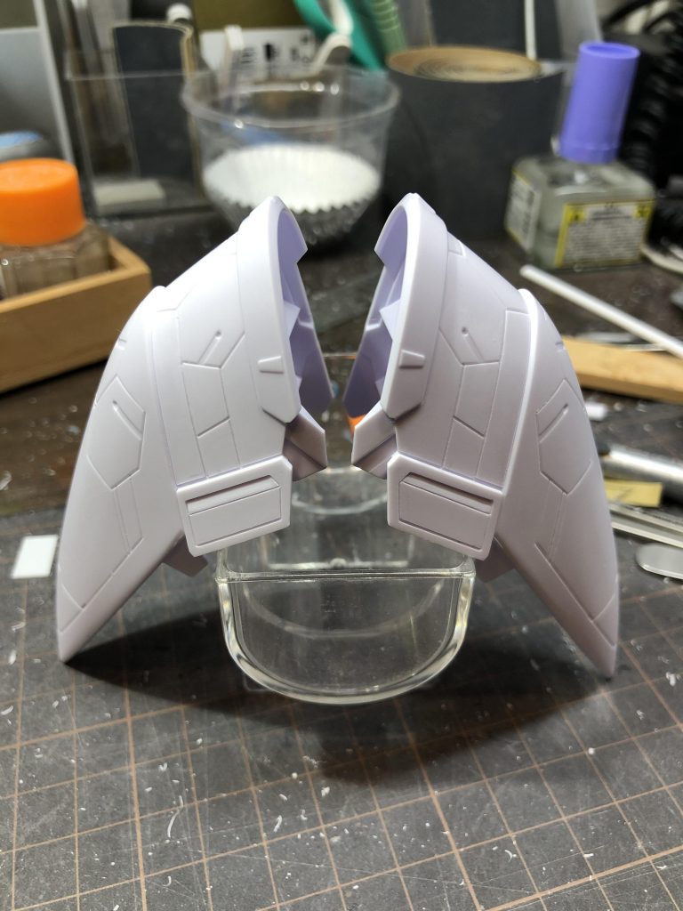 いい感じに掘れたと思ったのに完成したら目が行かないディテール達。