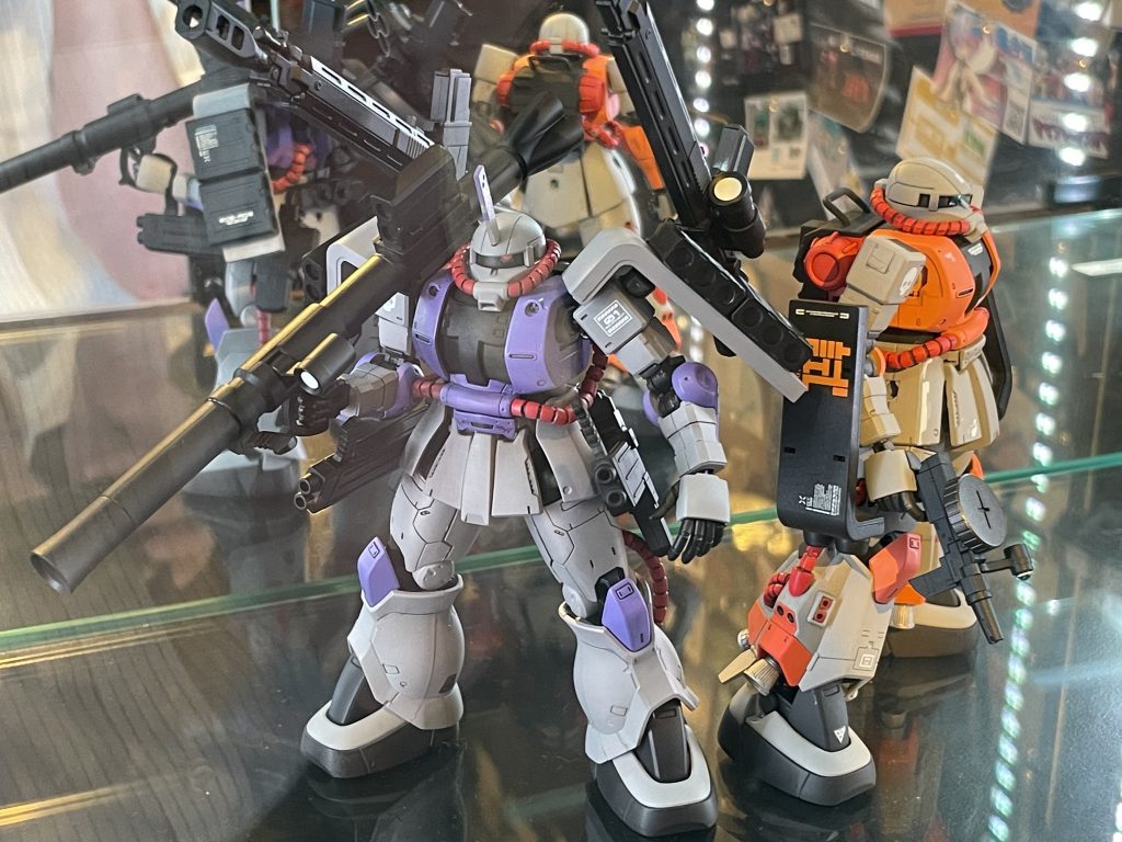 6月中のしばらくは大阪日本橋のアニプラカフェNT-BASEにて置いてあります。お越しの際は宜しければご覧くださいませ。