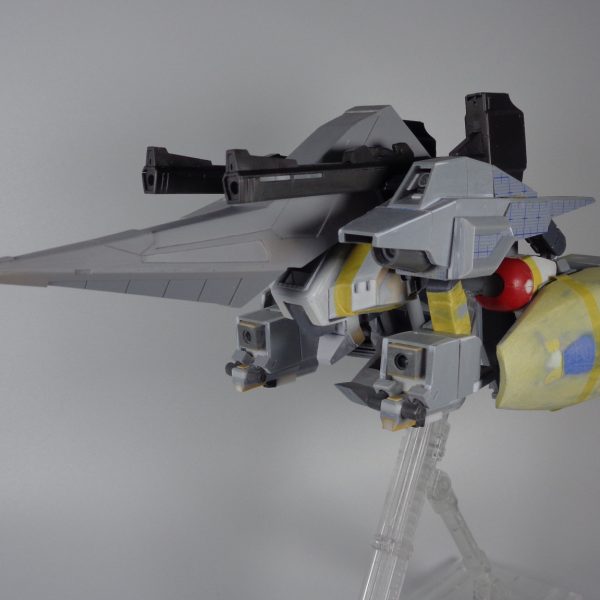 【1/100メタス製作進捗】脚部の表面処理、サーベルラックやフィン、動力パイプなどディテール追加まで進みました。足先と頭部胸部のディテール修正がまだありますんで70%の仕上がりというところ！股関節軸の差替え、手首外す以外はきちんと変形もでき、肩と脚部スタビライザーのネオジム磁石固定で程々の保持力がつきました。終わりが見えて参りましたので早く完成写真をお披露目したいです(ﾟωﾟ) （3枚目）