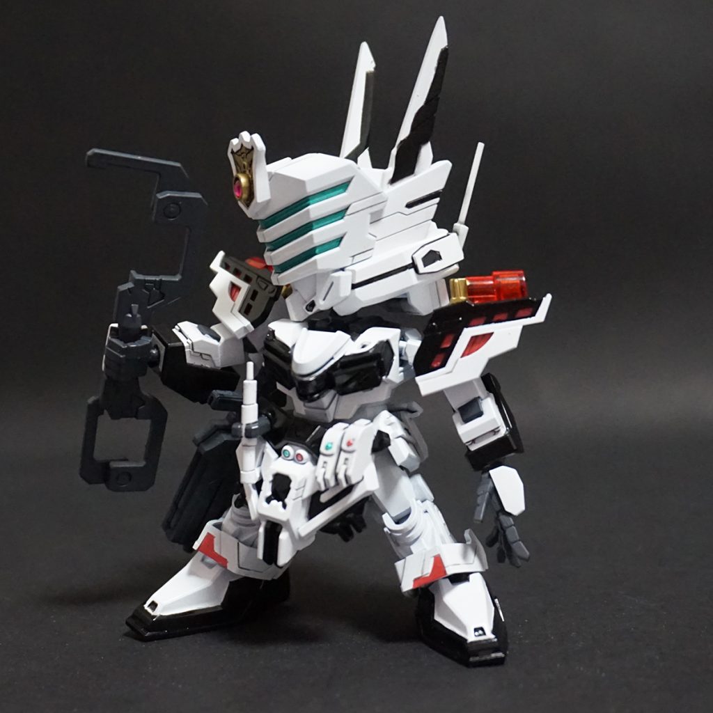 ジャスティスロックを構えて