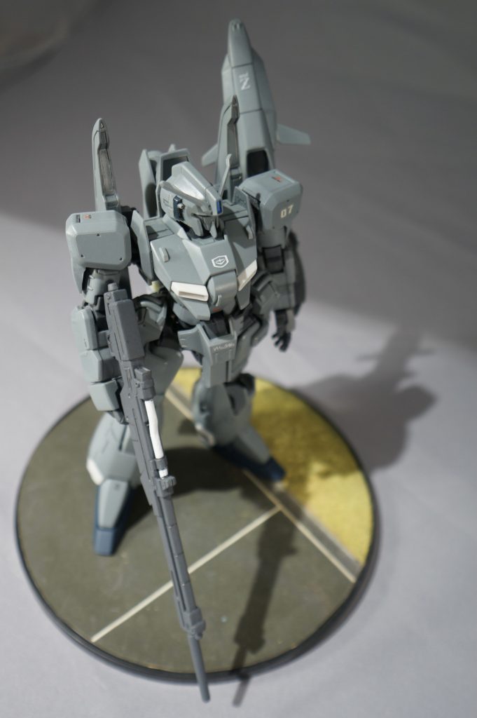 どっから見ても男前。リゼルのライフルも似合ってますよね。