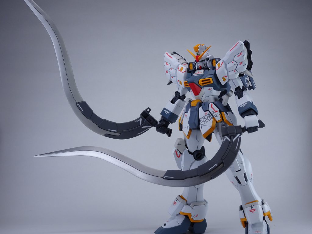 上腕と太もものスジボリ追加以外は、プレーンに仕上げました。