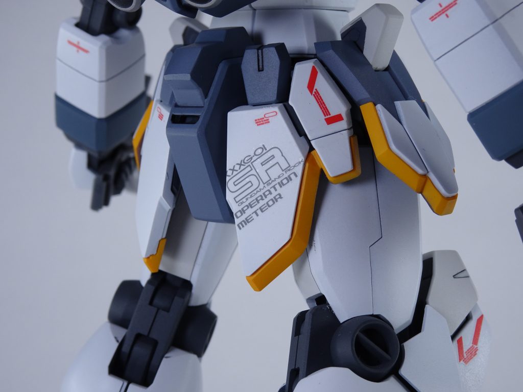 XXXG-01〇〇の文字デカールの斜め貼りはこだわりポイント☆彡