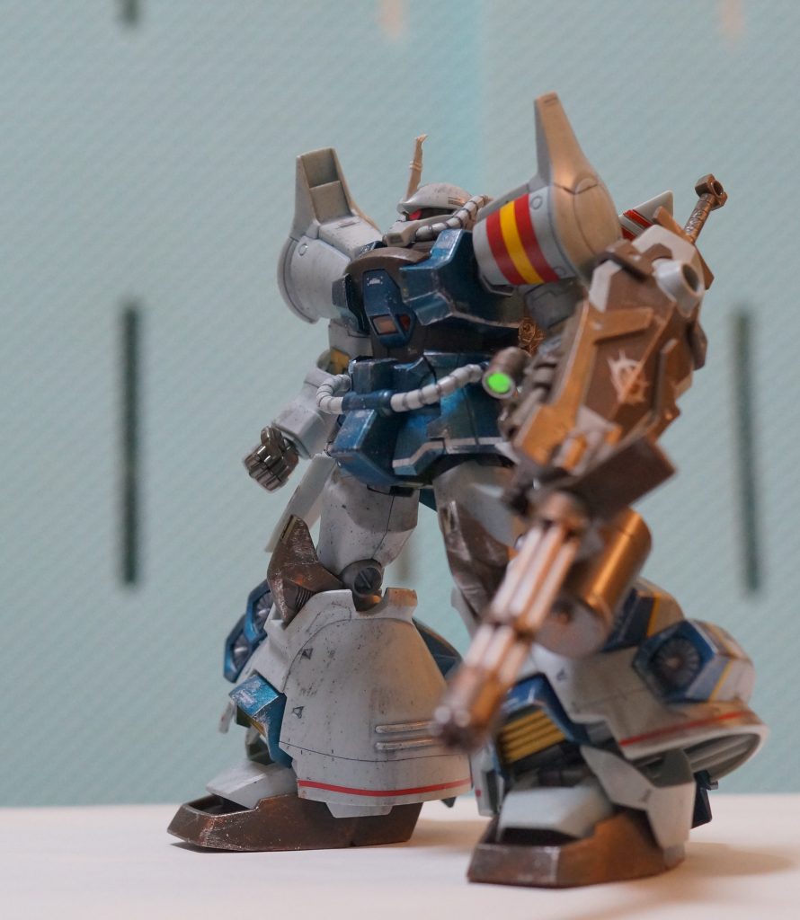 フライトタイプだけど、ドムのような重厚さ。ホバータイプといったほうがしっくり来るかな？