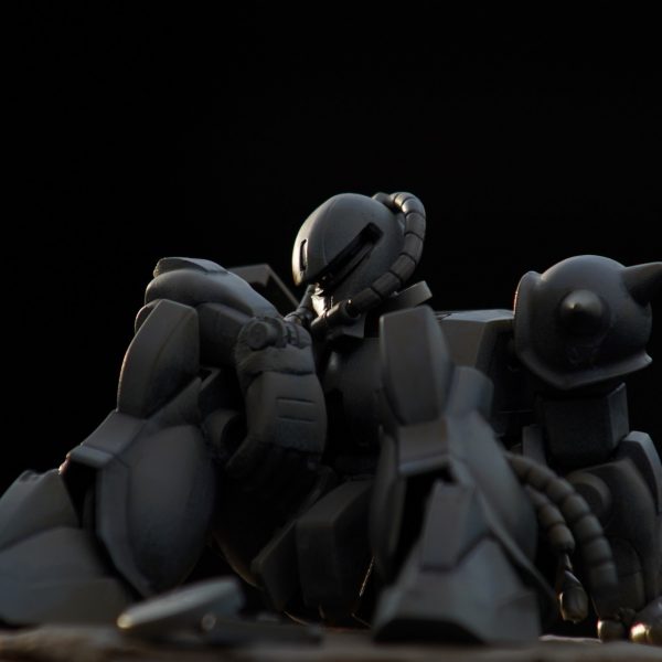 燃えつきたザク