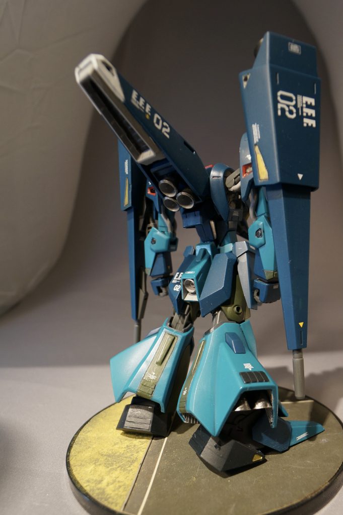 バーニア類はすべて市販パーツに換装してあります。