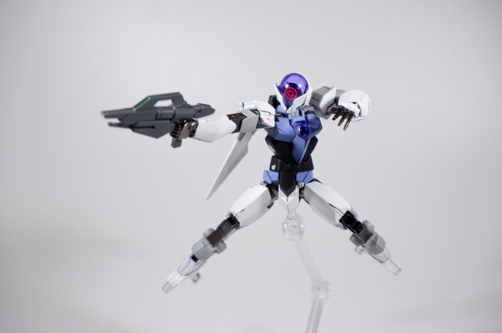 アルスコアガンダム:ポーズ③最後までご視聴頂きありがとうございます!なるべく使用した3機のキットでミキシングする様に頑張りました!