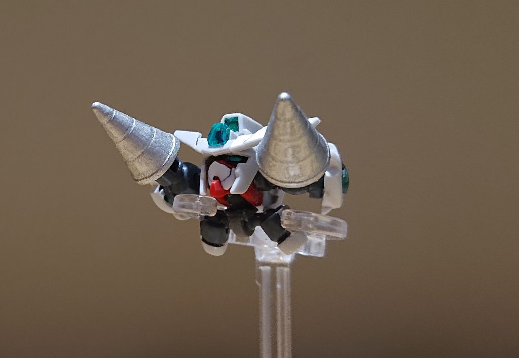 武装はドリルツール。両手のアタッチメントに付けることが可能。