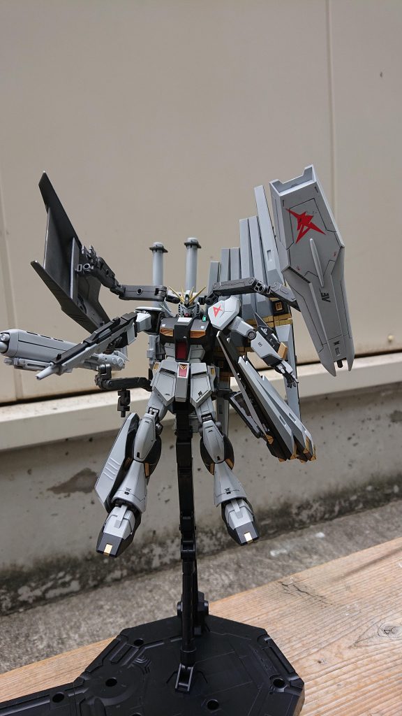 ニューガンダム–3枚目/制作者：junglemanX