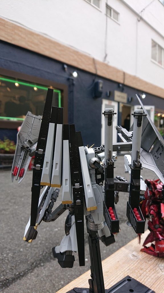 ニューガンダム–4枚目/制作者：junglemanX