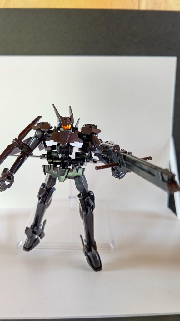 なので、飛行形態の状態に固定して、空自の最精鋭戦術航空部隊のアグレッサー隊の機体の様に、派手派手なカラーリングにと思ったんですが、どう言う訳か可変が上手く行かず、それも諦めました。なので、どう弄れば良いのか、知恵をお貸しください。