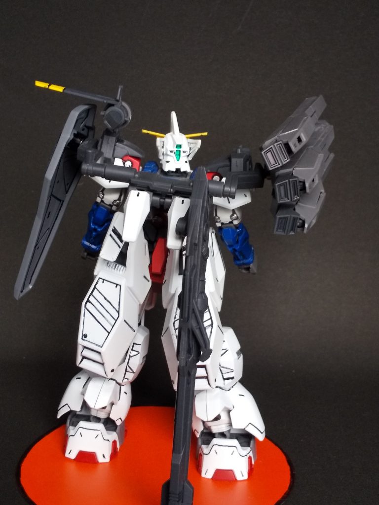 バックショットを１枚ミサイルポット、シールドは3mm軸による接続なので、色々変更が出来そう