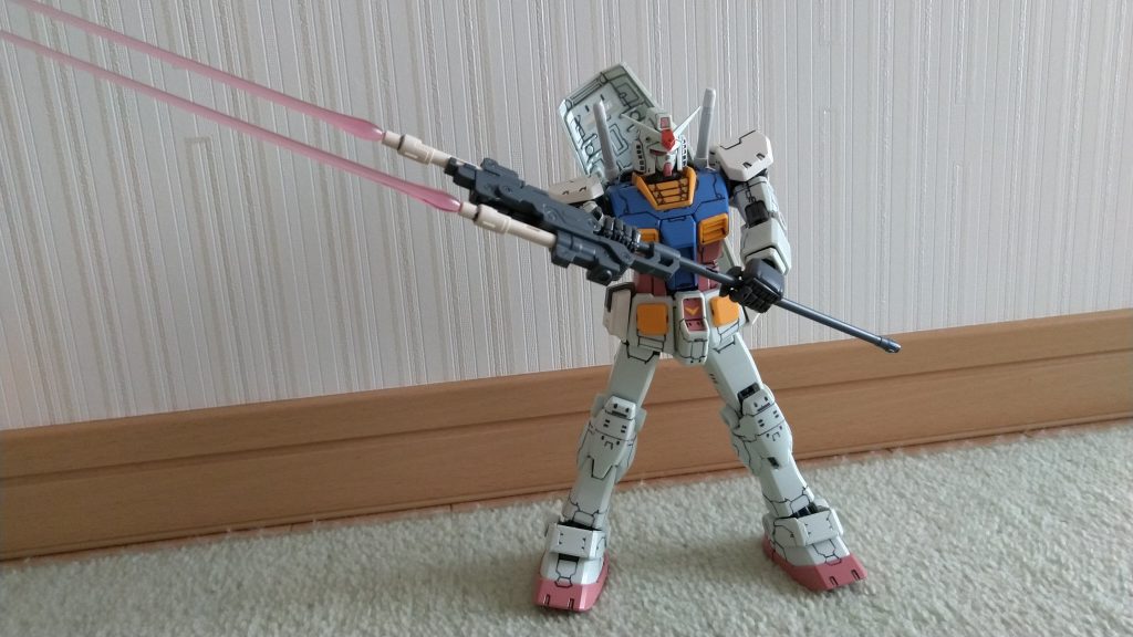 ついでにビームスピアを装備。理由はそこにビームスピアがあったから！しかし、アムロなら普通に使いこなせそうで怖いです（笑）