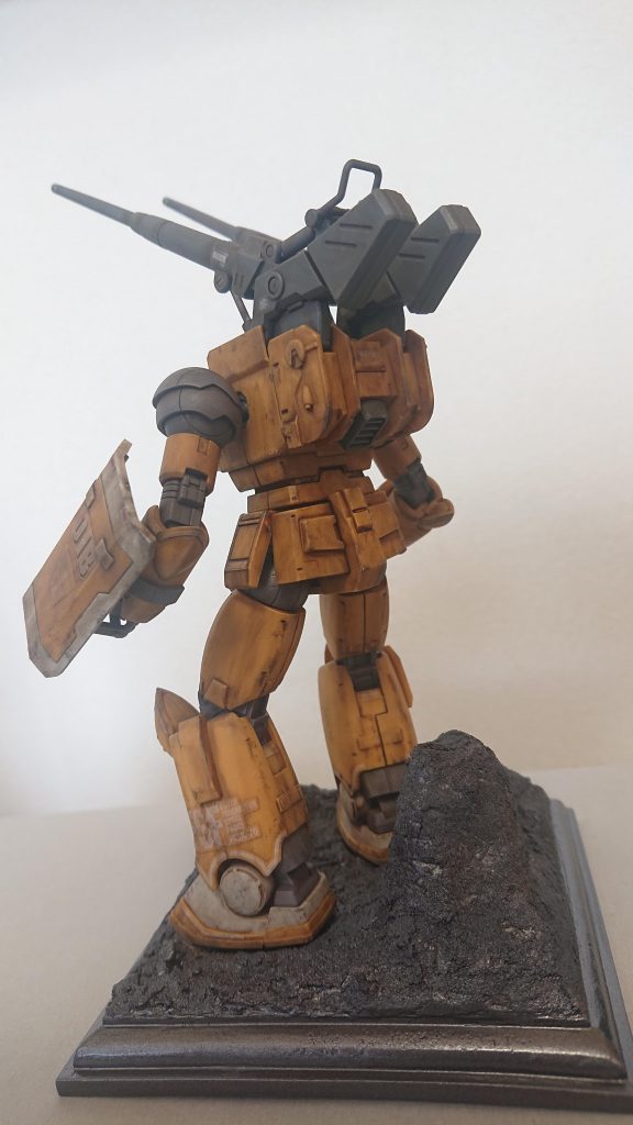 背面からのショット、大口径砲がカッコいいです。