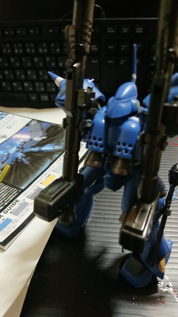 いわゆる、「出渕穴」をピンバイスで開口しています。