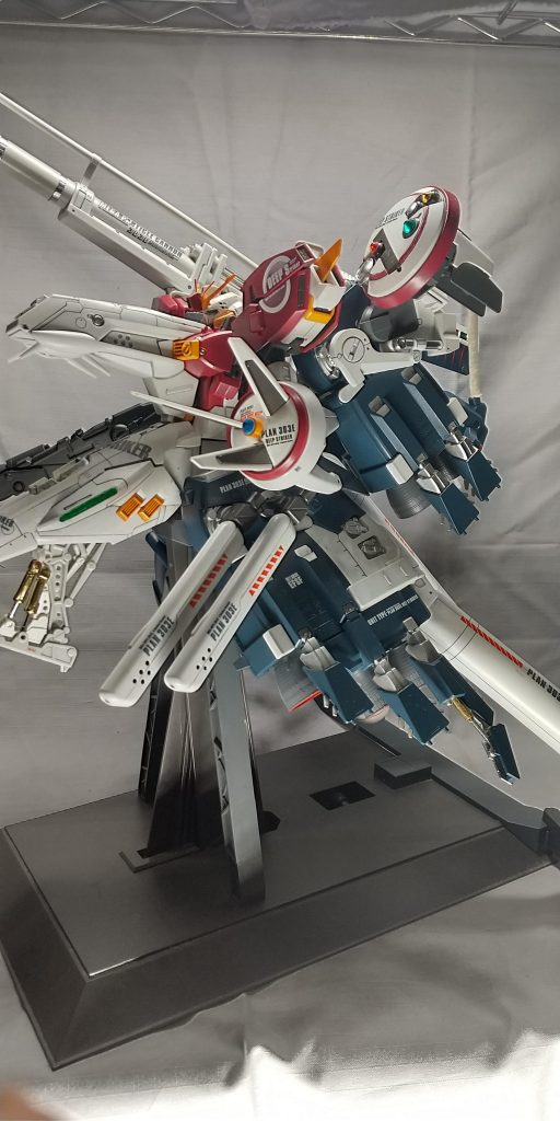 反対側からです。