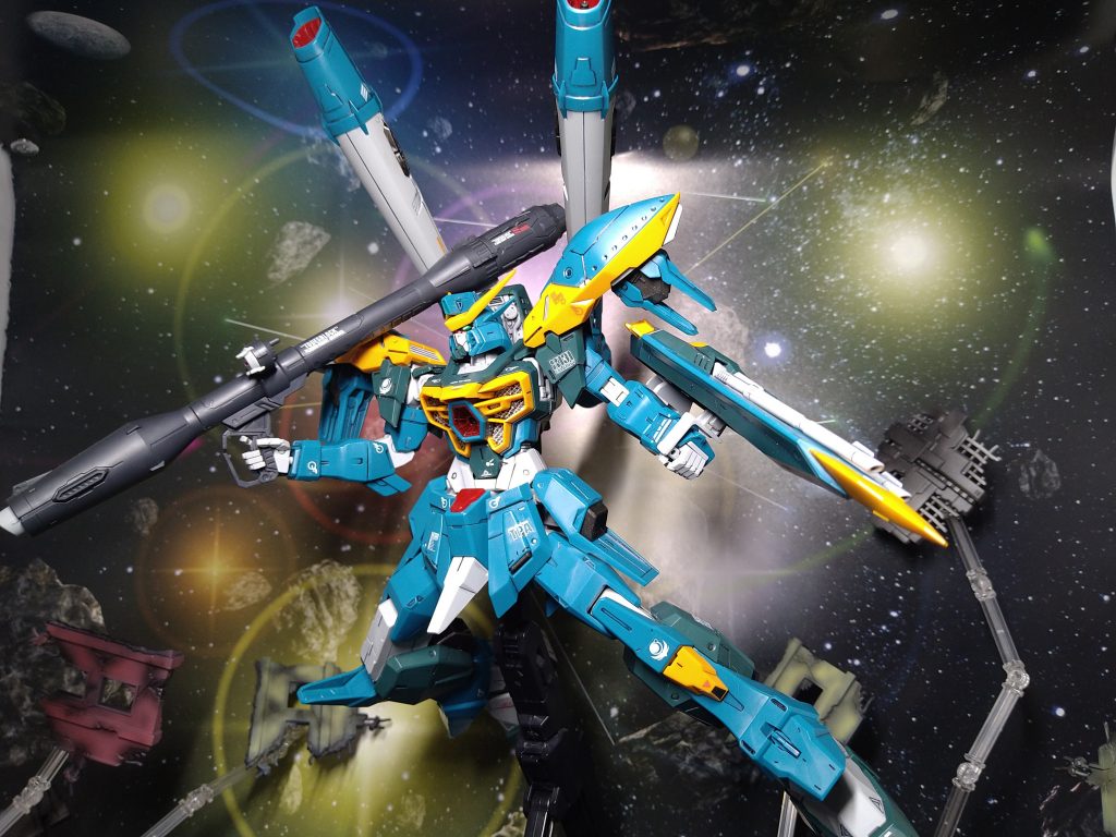 腕の武装保持力、関節の硬さも申し分なく、ポージングも取りやすい