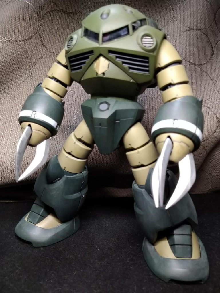 シャア専用ズゴックをユニコーンカラーで制作しました。