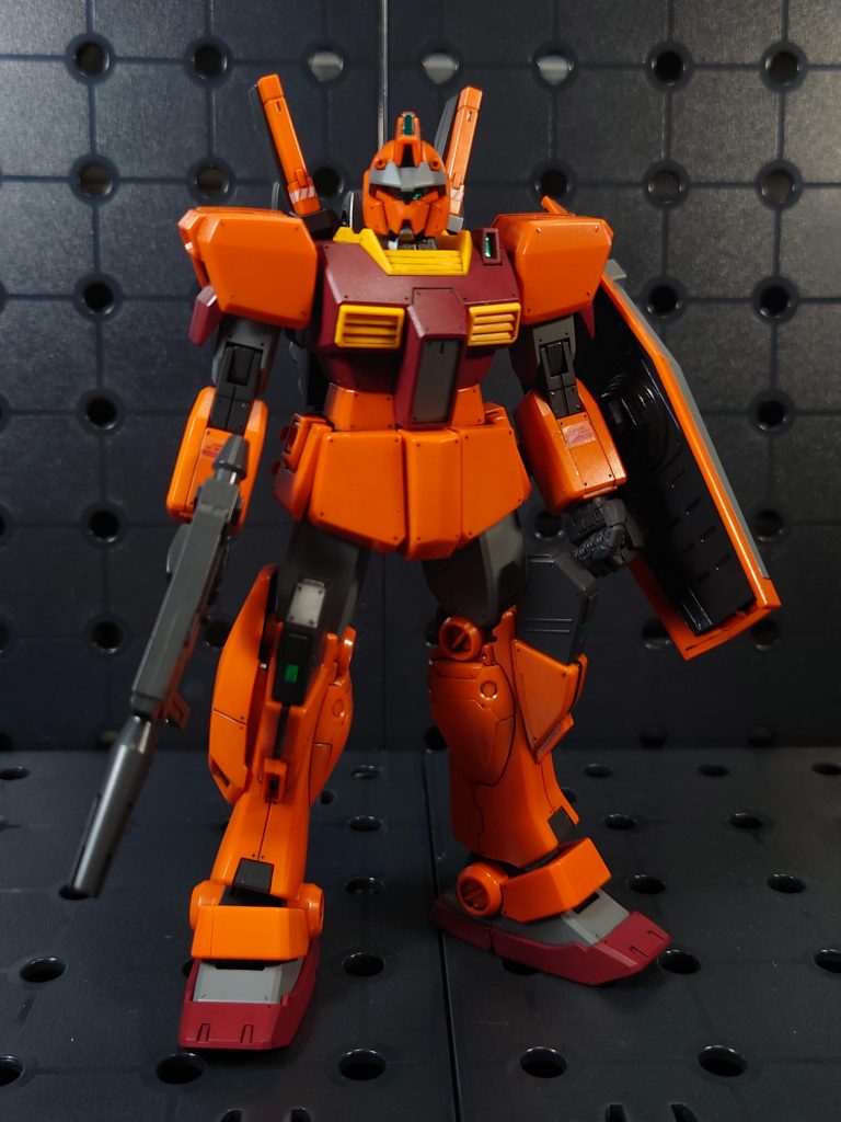 ビームマスターの頭部仕様。これはこれでジムクゥエル系に見えて良い。