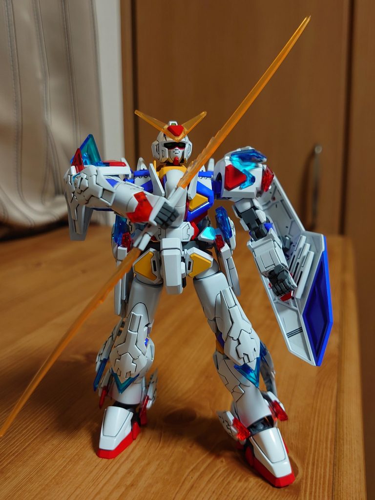 ビームサーベル。ファンネルのように飛ばせる高性能武器