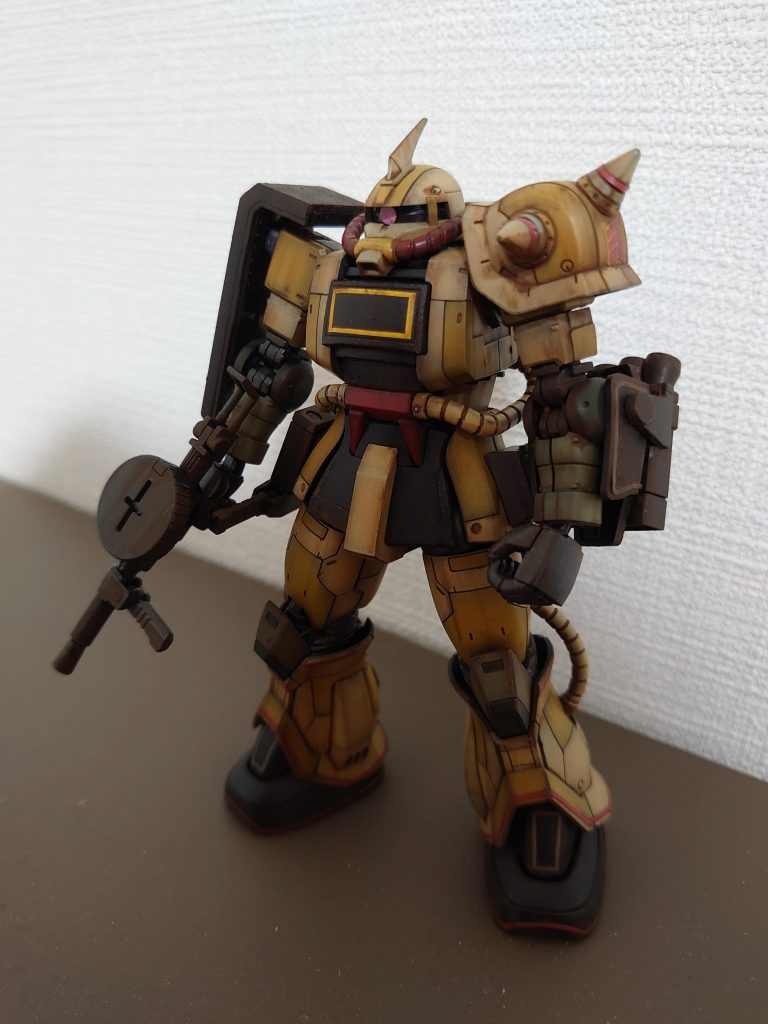 エナメルでウォッシングしてトーン調整。