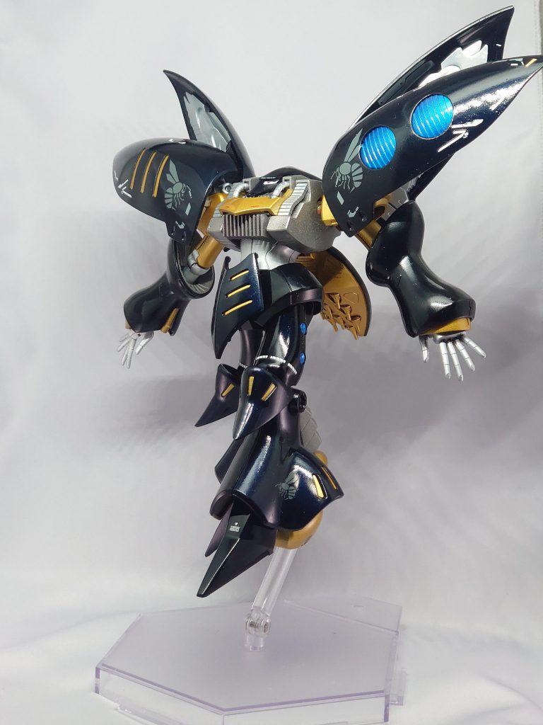 総じて制作した結果、中華系の骨董品のような派手さと高級感を出せて満足しております。