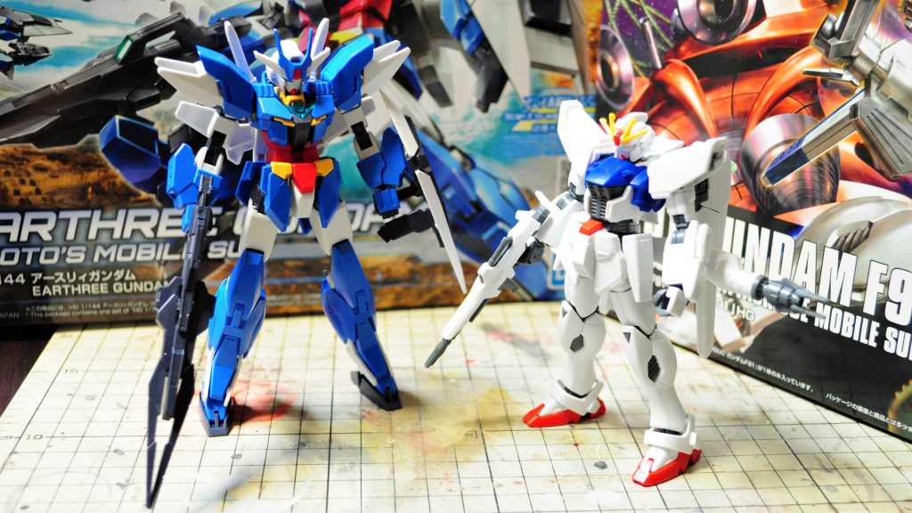 F91が公開30周年、AGEが10周年ということで、「アニバーサリールールだ!」と息巻いて引いたくじ引きの結果F91を担当することになり。身長差が兄と弟ほどある。