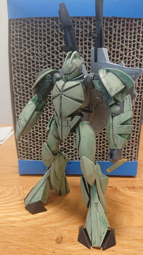 キャラパス以外を塗り終えた後。  純正のハンドパーツ…ダサいっすね…そのうちハンドパーツ買ってきて代えます。