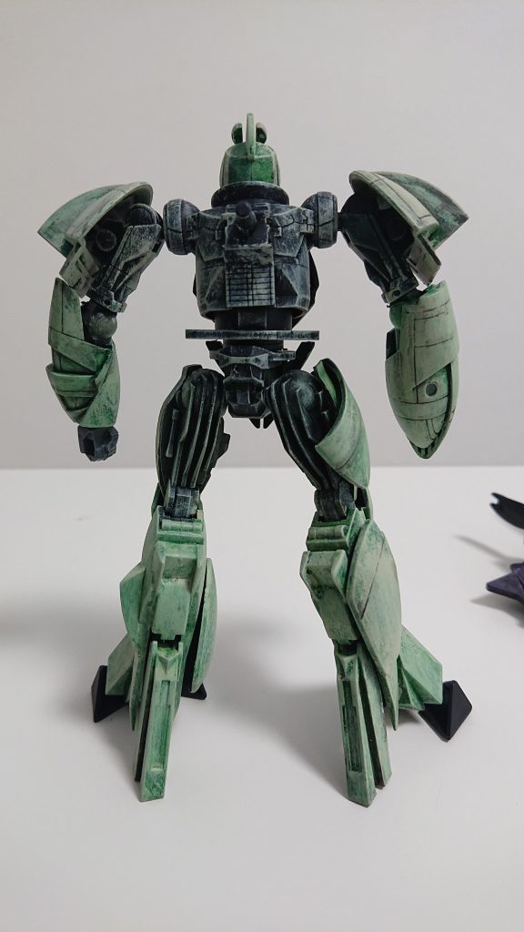 背中。キャラパスを外したバージョン。メカメカしてますなぁ