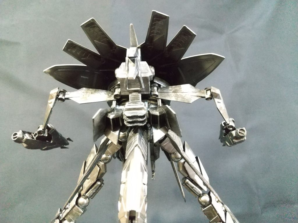 後頭部から隠し腕出現！実は本家のアレにも隠し腕があったって皆さん知ってました？