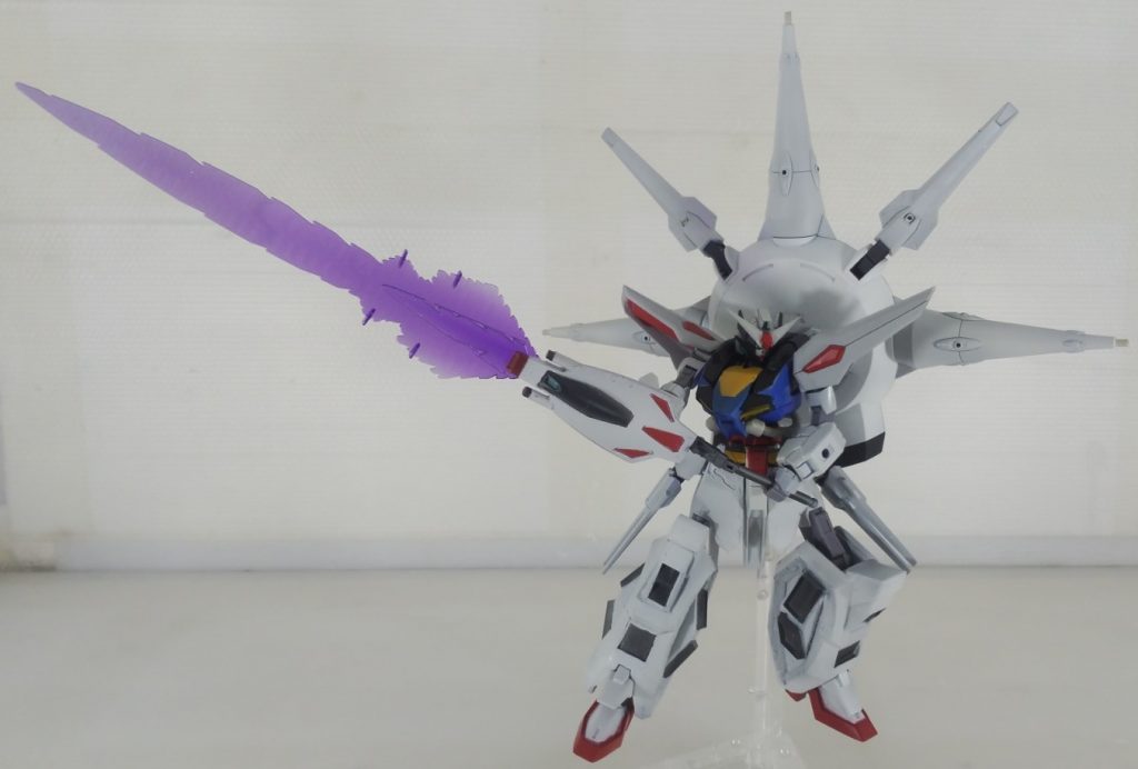 ???「戦い続けるのです。いつかは、やがていつか、、、『その時』が来ると信じて」なぜトライスラッシュブレイドの基部かというと、手持ち武器化するためです。コレクションシリーズの盾は軸接続なので、その軸に合わせるだけです。