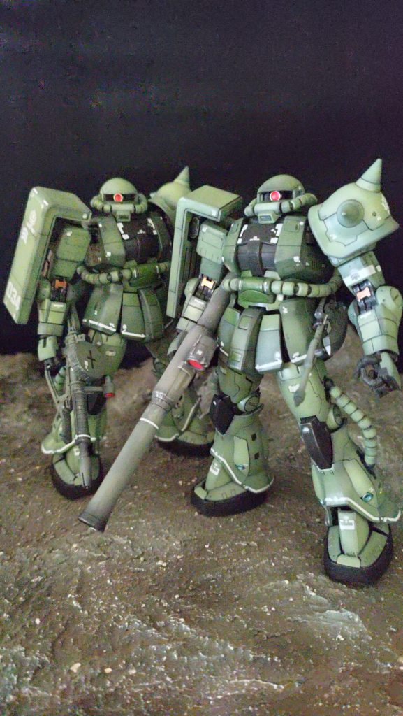 このキットはしんどい💦  動力パイプも他のパーツも小さすぎて模活が楽しめなかったです😒  出来映えは流石ザクなんですけどね