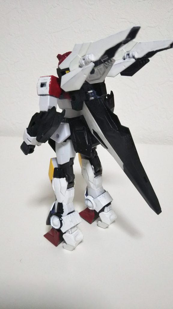 後ろ姿はこんな感じで サイドアーマーはガードフレームのものにして互換性があるように