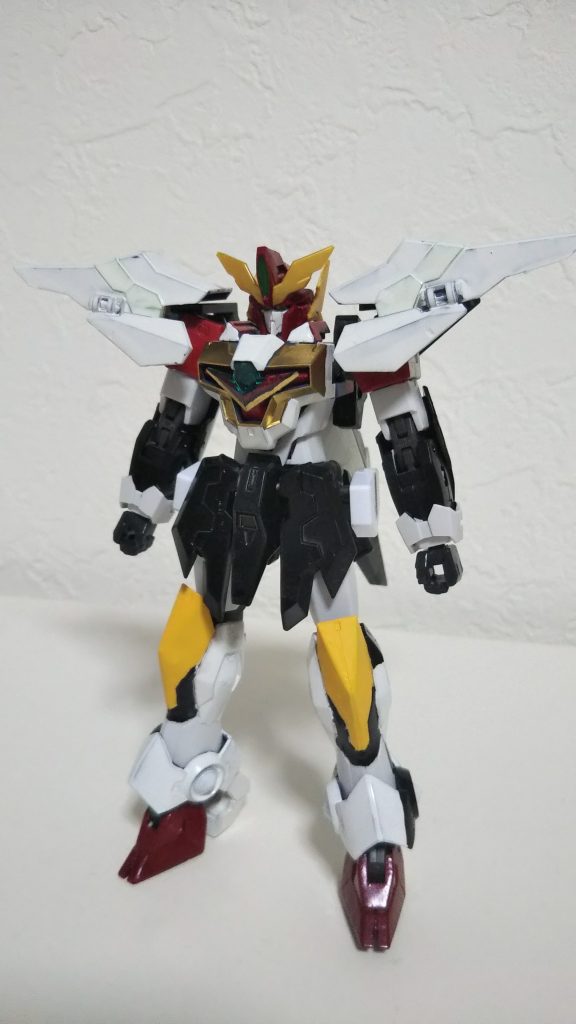 胸のブレストパーツとジェット合体時の頭部を取り付けてジェット合体!グランバード!!これにて合体完了!