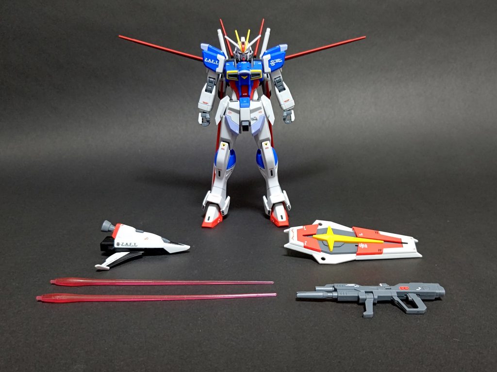 作ったもの。コアスプレンダーは白一色で塗り分けが大変なのと分離状態で飾る気が無かったので作りませんでした。