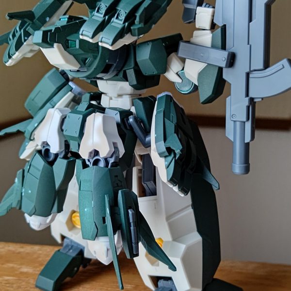 セラヴィガンダムシェヘラザード グリーンカラー